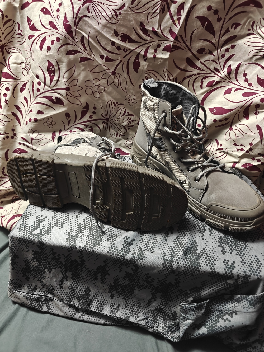 Tactical Desert Camo Mens Size 12